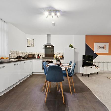 Corinium Lodge - Town Centre Apartment Cirencester Eksteriør bilde