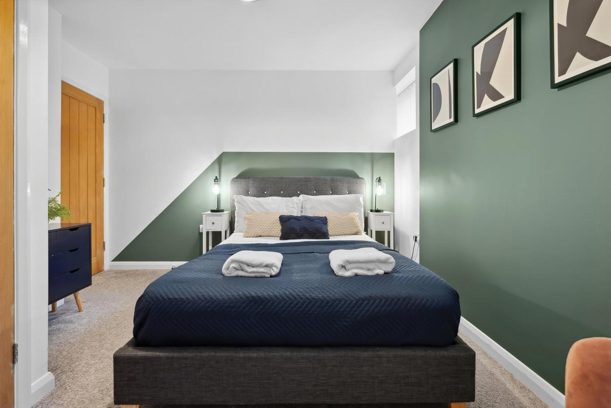 Corinium Lodge - Town Centre Apartment Cirencester Eksteriør bilde
