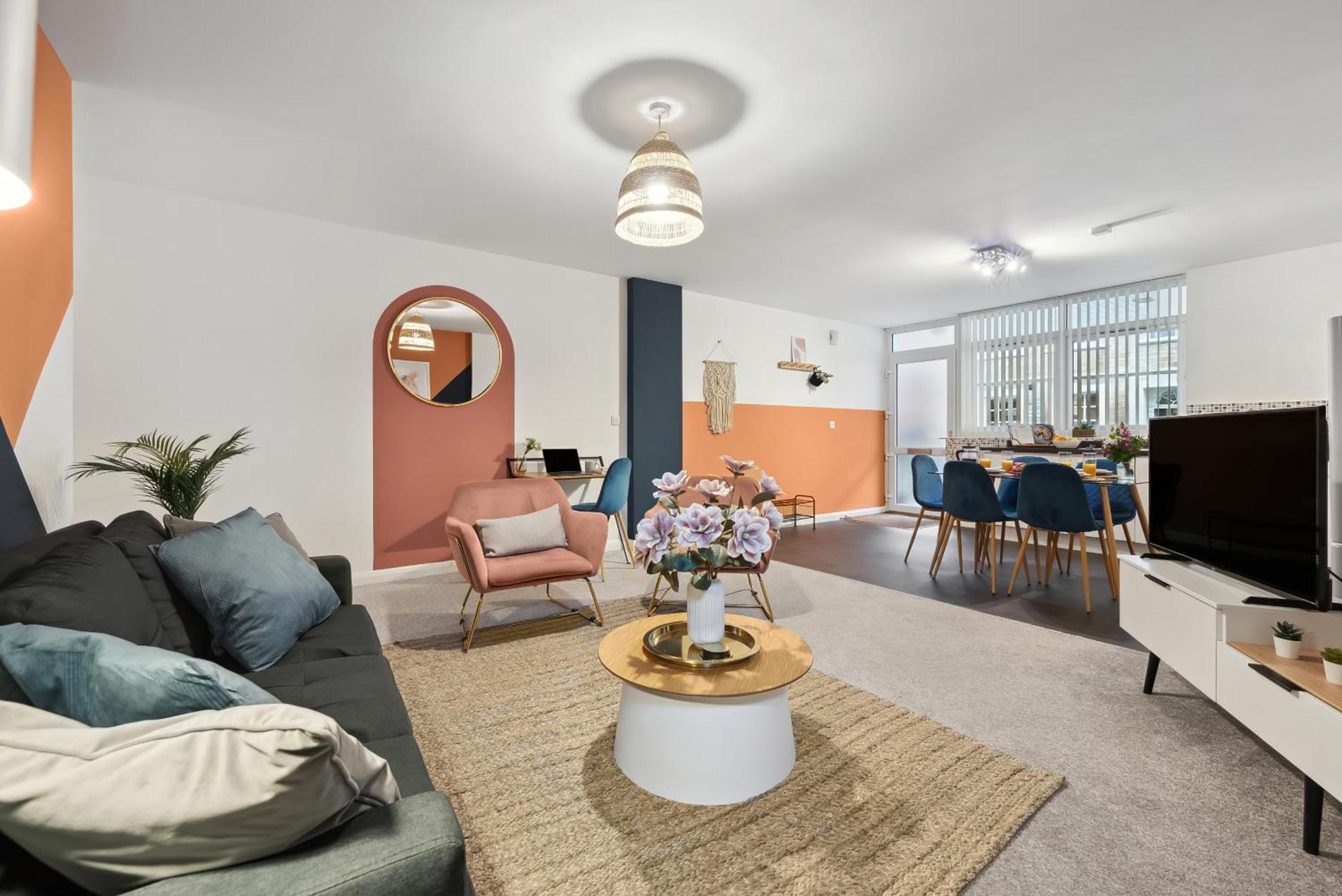 Corinium Lodge - Town Centre Apartment Cirencester Eksteriør bilde