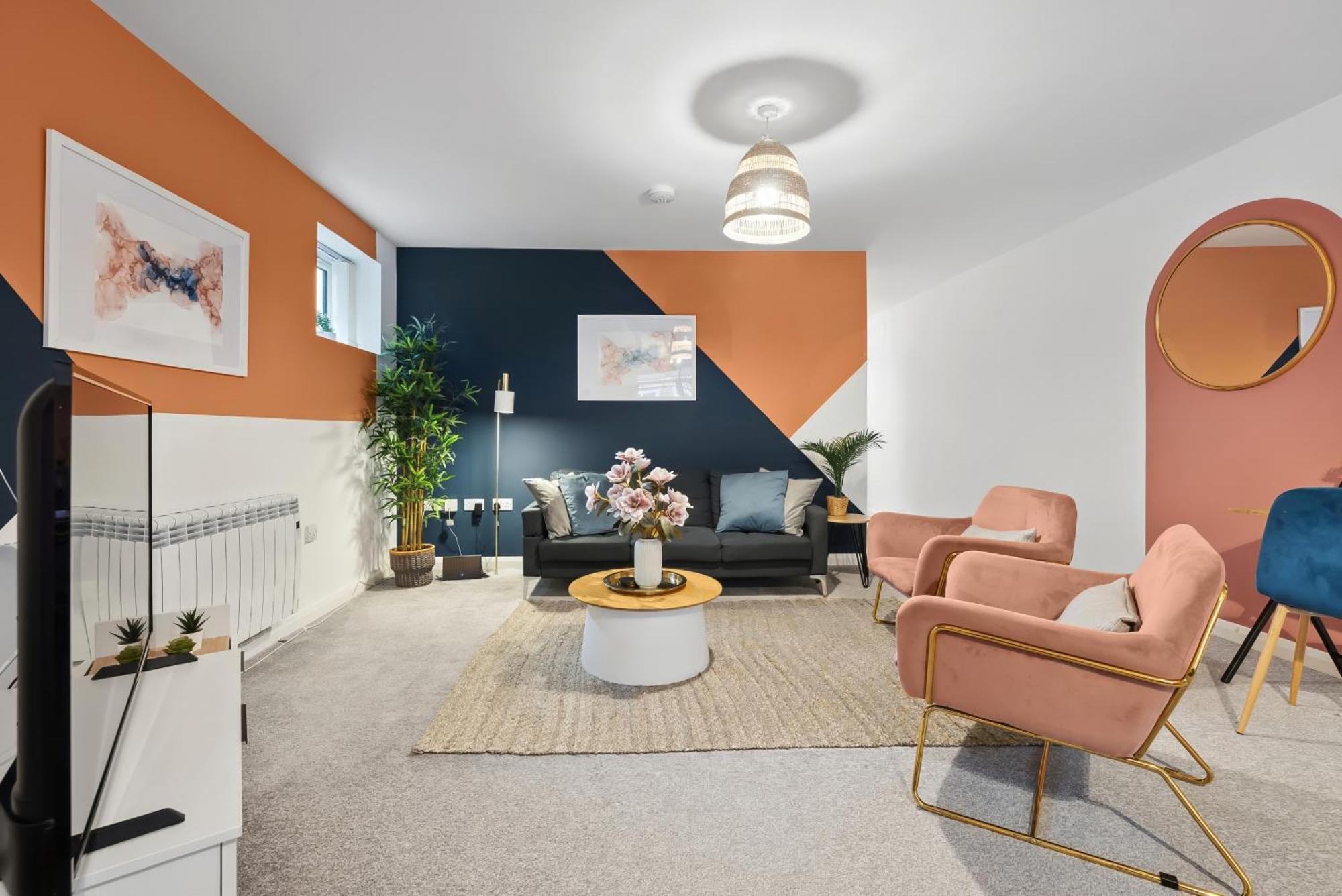 Corinium Lodge - Town Centre Apartment Cirencester Eksteriør bilde